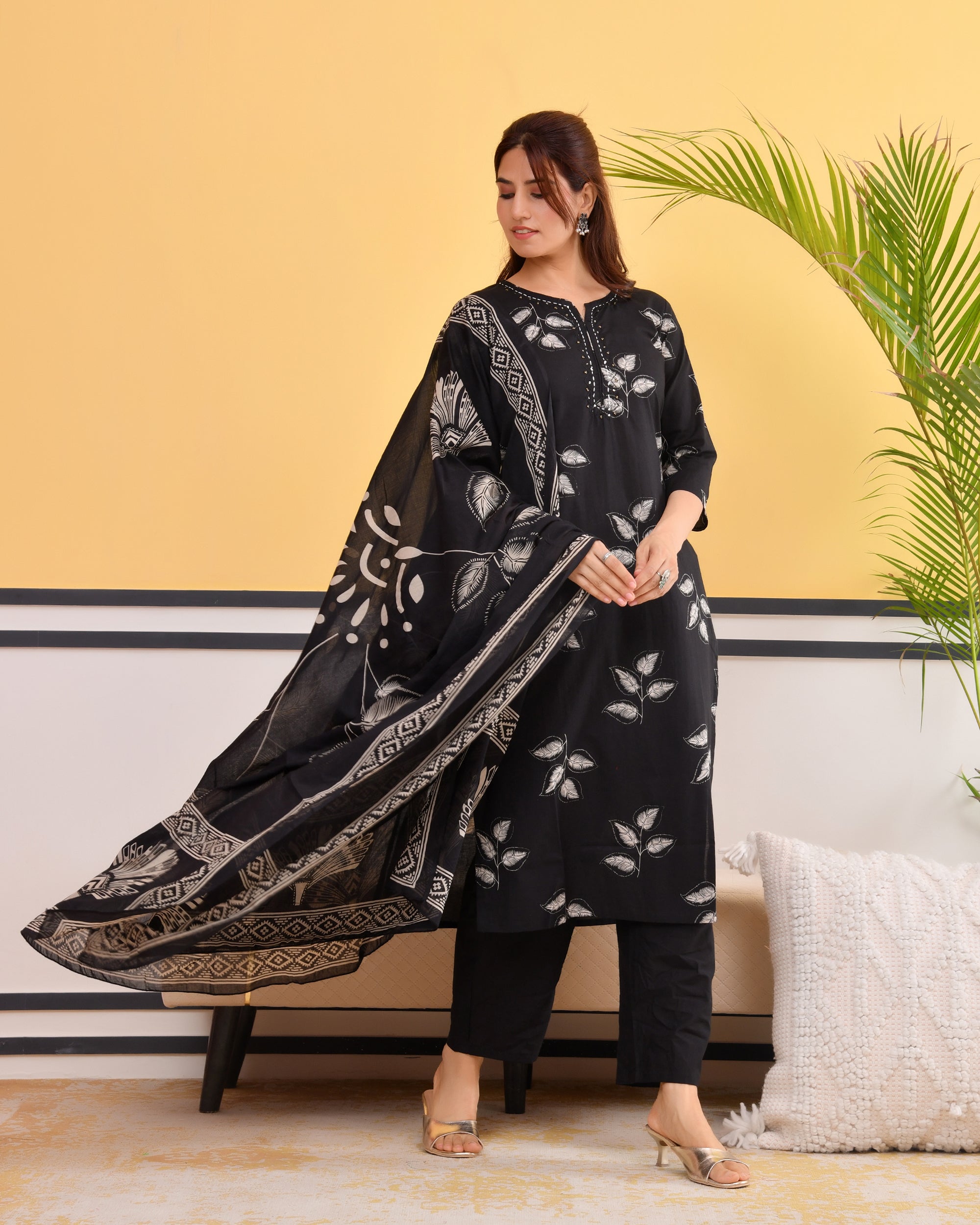 Pallavi Cotton Kurta Set