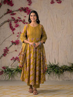 Devika Premium Temple Print Cotton Kurta Set